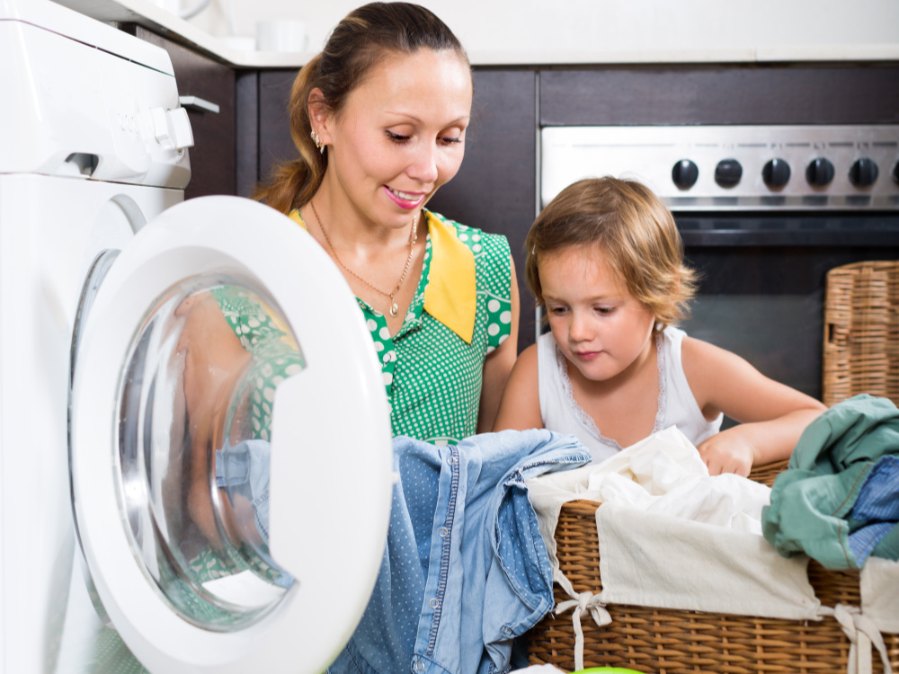 Uključite i djecu u obavljanje kućanskih poslova i dobro se zabavite!
