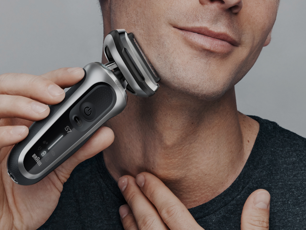 Braun za svoje brijaće aparate nudi 2 godine jamstva i do 10 godina servisa za popravke.  
