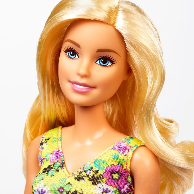 Proizvod Barbie modni ormar s lutkom i dodacima brenda Barbie