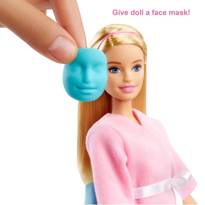 Proizvod Barbie spa dan set za igru brenda Barbie