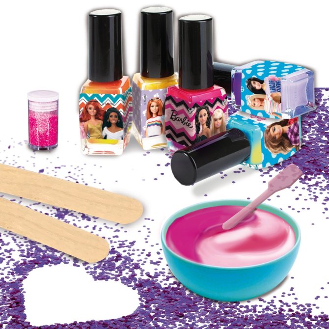 Proizvod Barbie set za nokte - promjena boje brenda Lisciani