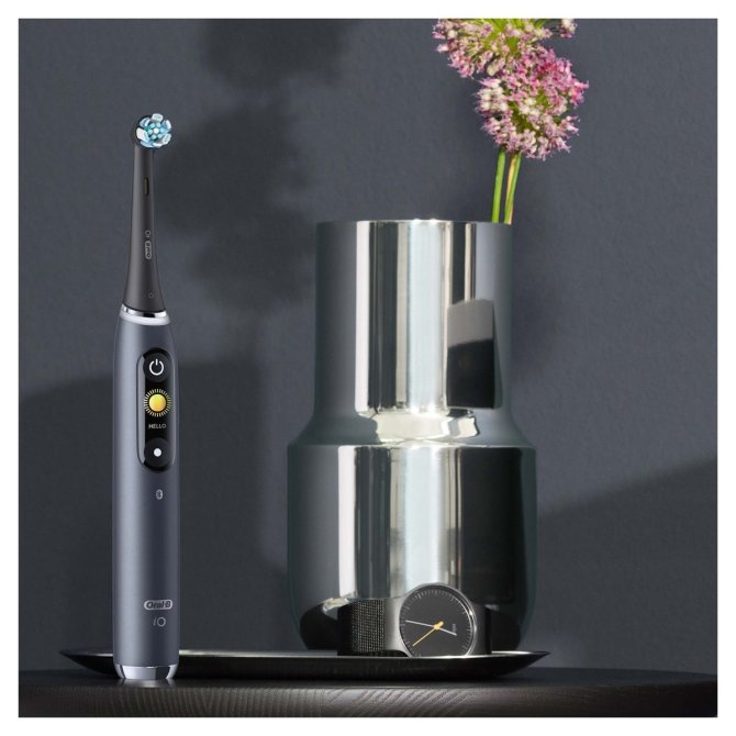 Proizvod Oral-B električna zubna četkica iO9 - onyx crna brenda Oral-B
