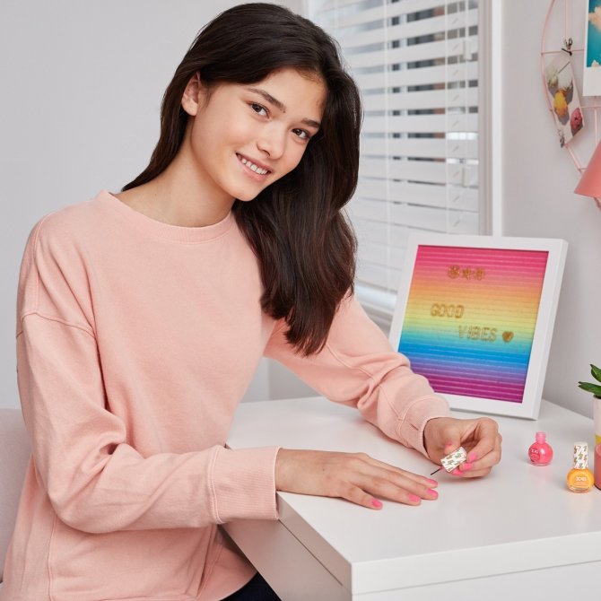 Proizvod Make it real set lakova neon brenda Make it real